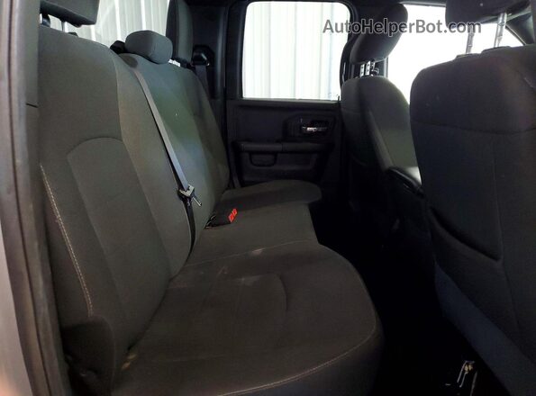 1C6RR7GG4MS527730 2021 RAM 1500 Серебряный Вид задней части салона