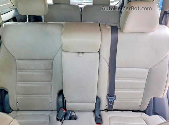 5XYPK4A59HG220477 2017 KIA SORENTO Черный Вид задней части салона