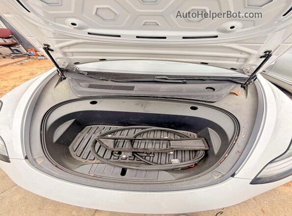 5YJ3E1EA4LF797316 2020 TESLA MODEL 3 Белый Вид панели приборов