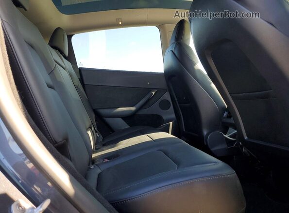 7SAYGDEE3PF664642 2023 TESLA MODEL Серый Вид подкапотного пространства