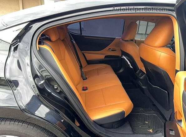 58ADA1C12PU028205 2023 LEXUS ES Черный Вид салона спереди