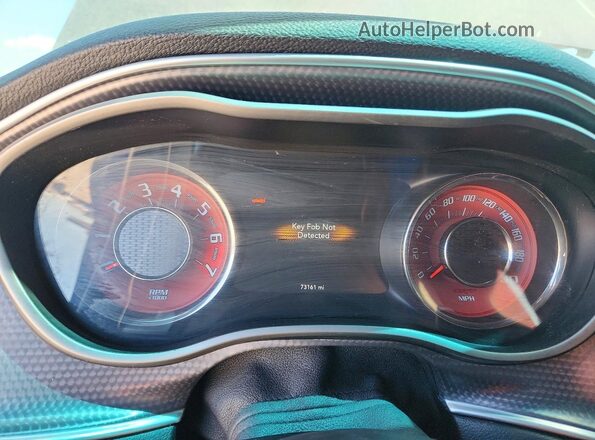 2C3CDZBT5JH205019 2018 DODGE CHALLENGER Blue Vista del cuadro de instrumentos