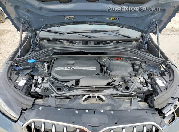WBX73EF04S5055795 2025 BMW X1 Синий Вид наклейки с VIN-кодом