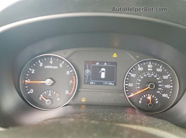 KNDPM3AC2J7345889 2018 KIA SPORTAGE Black Widok tylnych siedzeń
