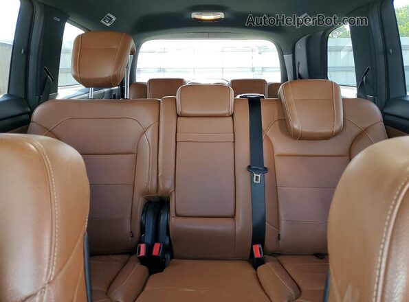 4JGDF7DE5HA844082 2017 MERCEDES-BENZ GLS Черный Вид задней части салона