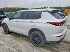 2024 Mitsubishi Outlander Se Белый vin: JA4J3VA88RZ003891