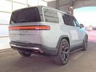 2023 Rivian R1s Adventure Серый vin: 7PDSGABA4PN019950