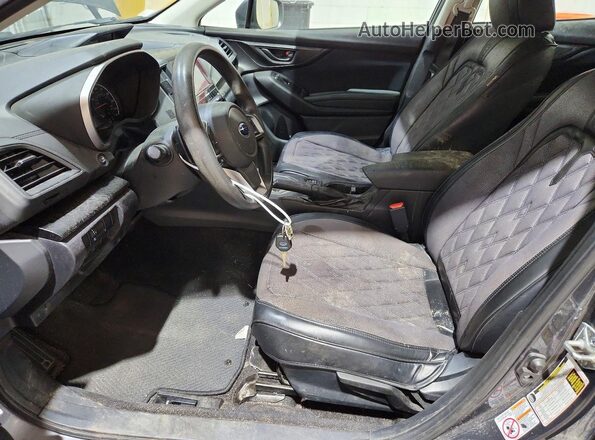 4S3GKAB66J3619427 2018 SUBARU IMPREZA Серый Вид панели приборов