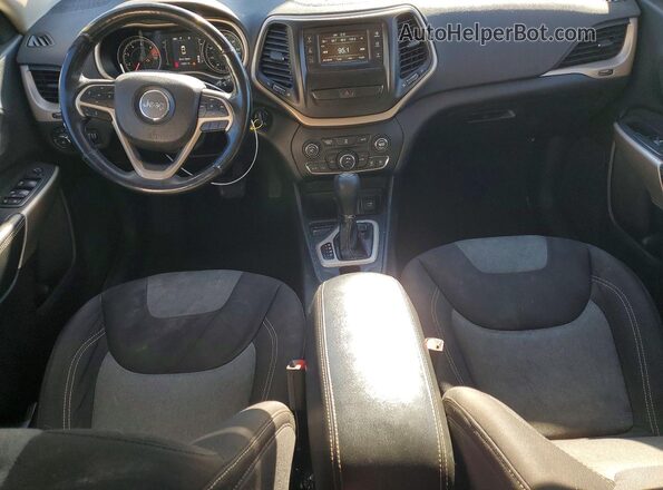 1C4PJLCB3JD513330 2018 JEEP CHEROKEE Белый Вид щитка приборов