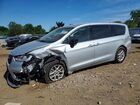 2024 Chrysler Pacifica Touring L Серебряный vin: 2C4RC1BG2RR155201