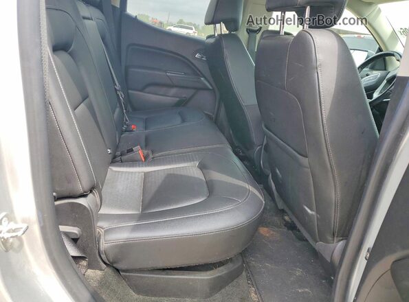 1GTP6DE16J1243605 2018 GMC CANYON Серебряный Вид задней части салона