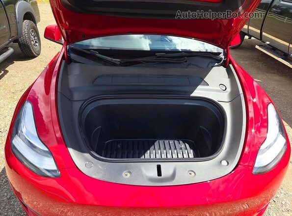 5YJYGDEE4MF233509 2021 TESLA MODEL Красный Вид панели приборов