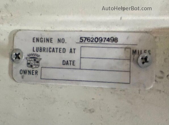 5762097498 1957 CADILLAC 2 White Vista interior trasera