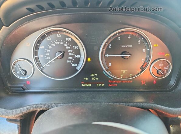 5UXWZ7C55H0T43932 2017 BMW X3 Gray Vista de los asientos traseros
