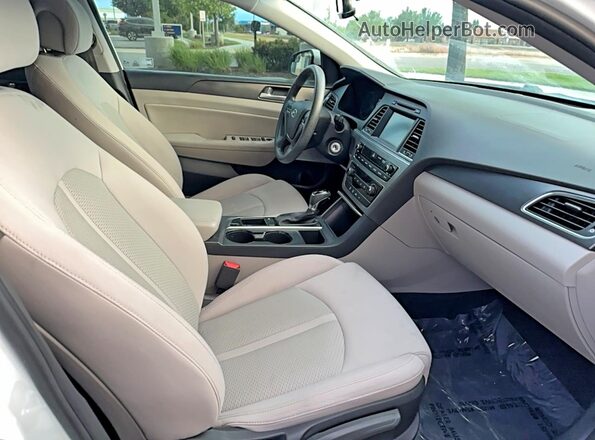5NPE34AF2HH487725 2017 HYUNDAI SONATA Белый Вид сзади