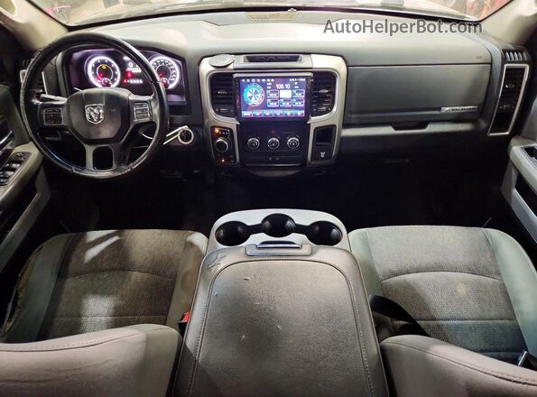 1C6RR7GT1GS245479 2016 RAM 1500 Черный Вид щитка приборов