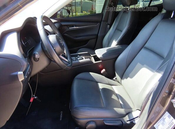 3MZBPABM2RM400790 2024 MAZDA 3 Charcoal Widok tylnych siedzeń