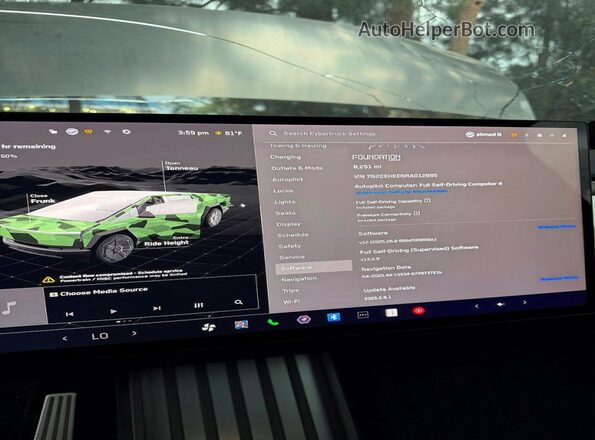 7G2CEHED5RA012985 2024 TESLA CYBERTRUCK Silver Vista del cuadro de instrumentos