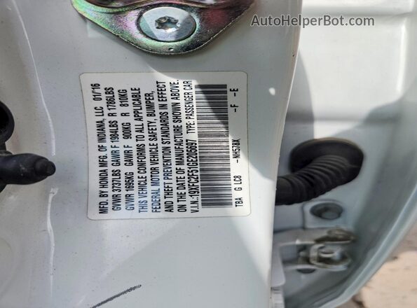 19XFC2F51GE205697 2016 HONDA CIVIC White Vista del compartimento del motor