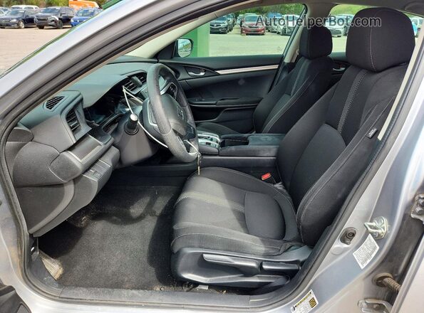 19XFC2F57HE081968 2017 HONDA CIVIC Silver Front interior view