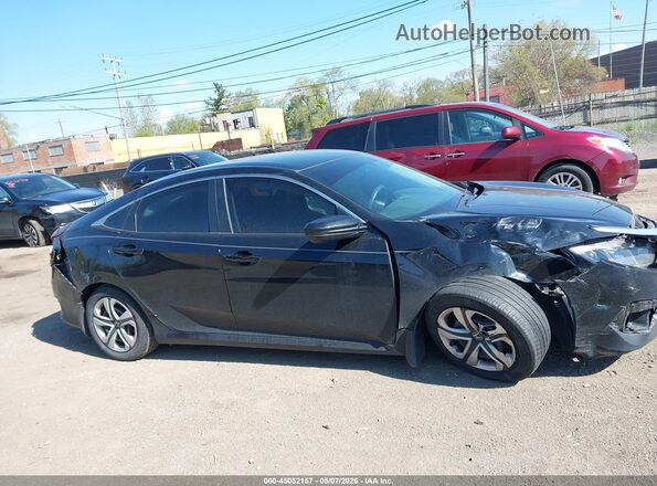 19XFC2F57JE024367 2018 HONDA CIVIC Черный Вид задней части салона