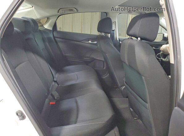 19XFC2F71JE034071 2018 HONDA CIVIC Белый Вид задних сидений