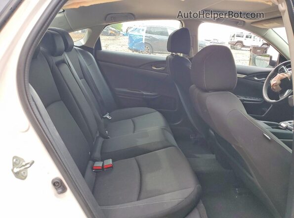 19XFC2F71JE035981 2018 HONDA CIVIC White Հետևի նստատեղերի տեսք