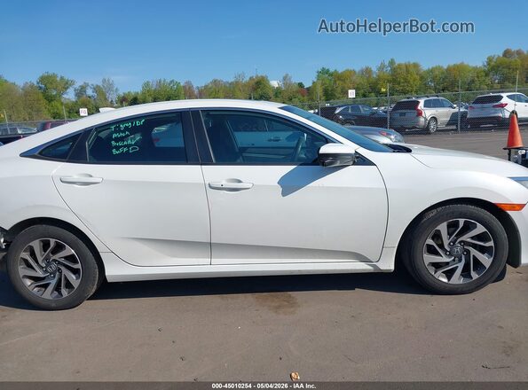 19XFC2F75HE232419 2017 HONDA CIVIC Белый Вид задней части салона