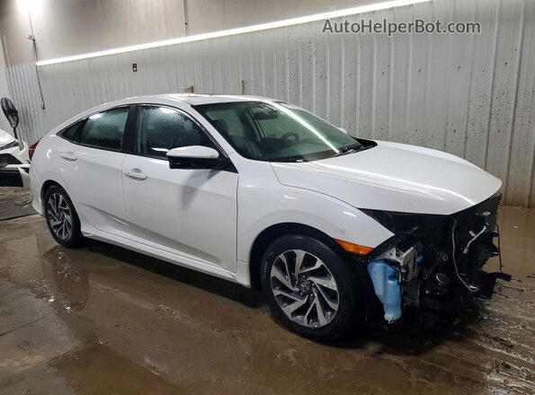 19XFC2F75JE027835 2018 HONDA CIVIC Белый Передняя правая четверть