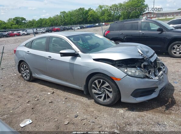 19XFC2F79HE038119 2017 HONDA CIVIC Серебряный Вид задней части салона