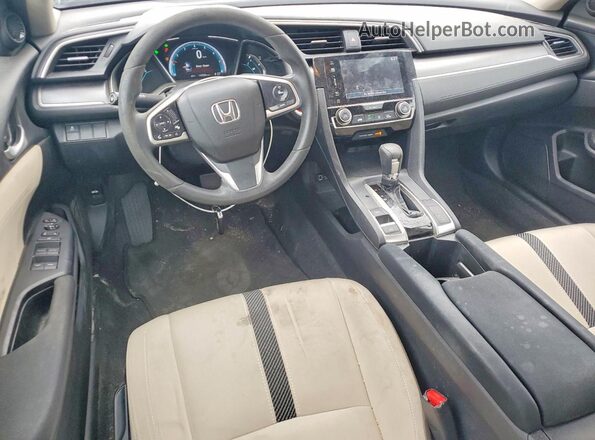 19XFC2F79HE072562 2017 HONDA CIVIC Черный Вид панели приборов