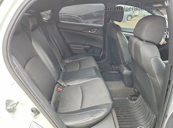 19XFC2F84ME003586 2021 HONDA CIVIC White Widok tylnych siedzeń