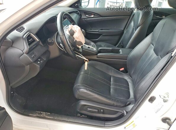 19XZE4F96ME006307 2021 HONDA INSIGHT Белый Вид салона спереди