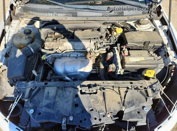 1C3CCCAB6GN121011 2016 CHRYSLER 200 Белый Вид задней части салона