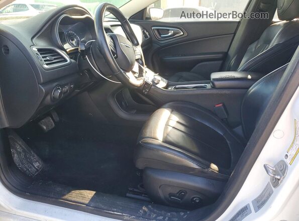 1C3CCCAB6HN505386 2017 CHRYSLER 200 Белый Вид салона спереди