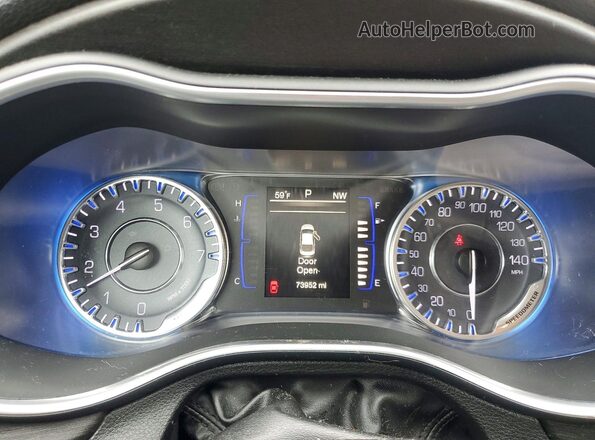 1C3CCCAB7GN117436 2016 CHRYSLER 200 Темно-бордовый Вид щитка приборов