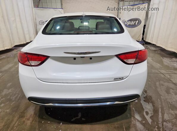 1C3CCCAB8HN509892 2017 CHRYSLER 200 White Widok z tyłu