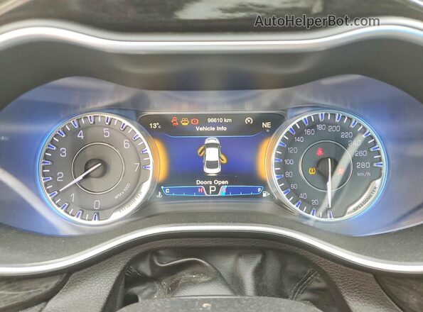 1C3CCCCG8GN180781 2016 CHRYSLER 200 Серебряный Вид щитка приборов