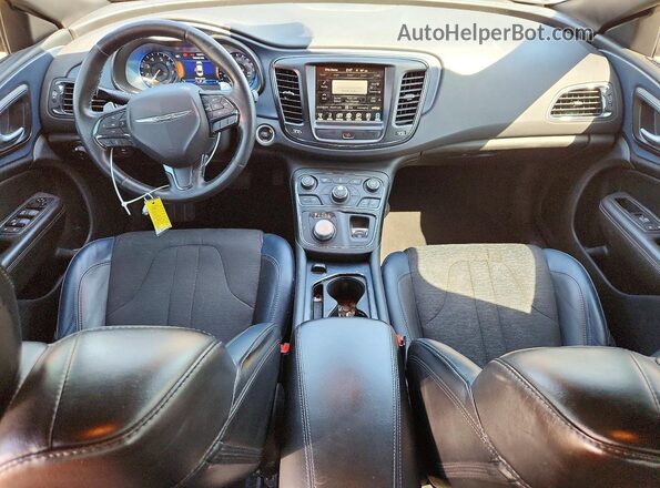 1C3CCCDG4GN114632 2016 CHRYSLER 200 Черный Вид панели приборов