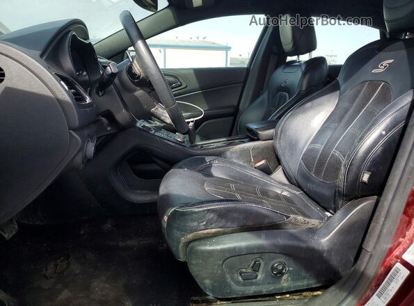 1C3CCCDG6GN135546 2016 CHRYSLER 200 Red Widok wnętrza z przodu