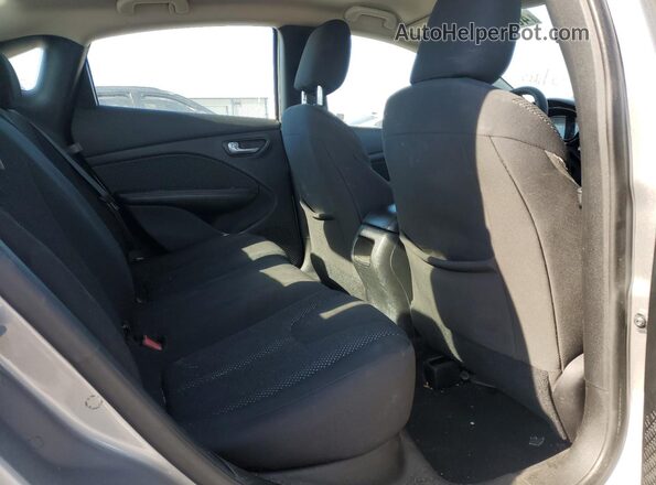 1C3CDFAA0GD516846 2016 DODGE DART Silver Vista de los asientos traseros