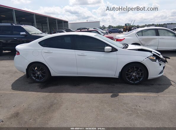 1C3CDFAA6GD555697 2016 DODGE DART White Вид задньої частини салону