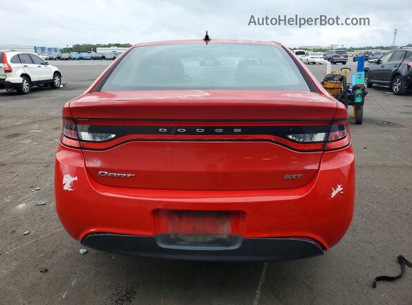 1C3CDFFA6GD818425 2016 DODGE DART Красный Вид сзади