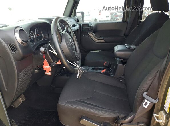 1C4BJWDG1GL130068 2016 JEEP WRANGLER Green Widok wnętrza z przodu
