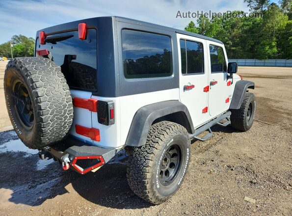 1C4BJWDG2JL862815 2018 JEEP WRANGLER Белый Задняя правая четверть