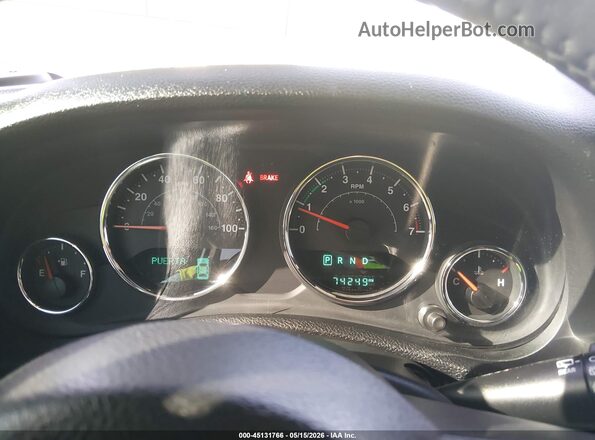 1C4BJWDG4JL810666 2018 JEEP WRANGLER Silver Հետևի նստատեղերի տեսք