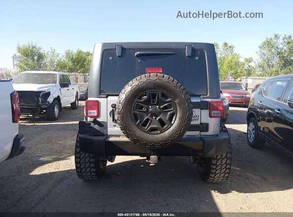 1C4BJWDG4JL810666 2018 JEEP WRANGLER Silver 