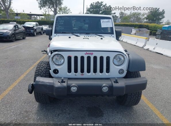 1C4BJWDG7JL887256 2018 JEEP WRANGLER White ხელსაწყოთა პანელის ხედი