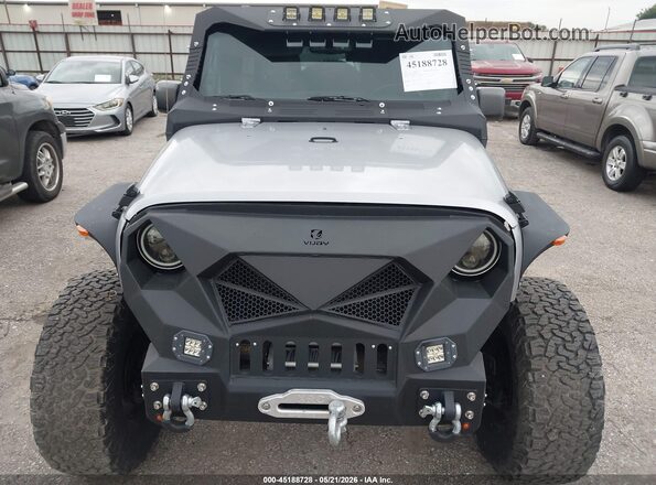 1C4BJWDGXHL593070 2017 JEEP WRANGLER UNLIMITED Gray Вид спереду