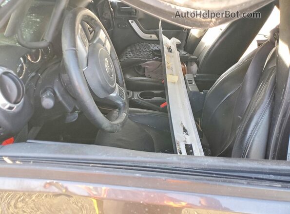 1C4BJWFG3GL273505 2016 JEEP WRANGLER Black Widok wnętrza z przodu